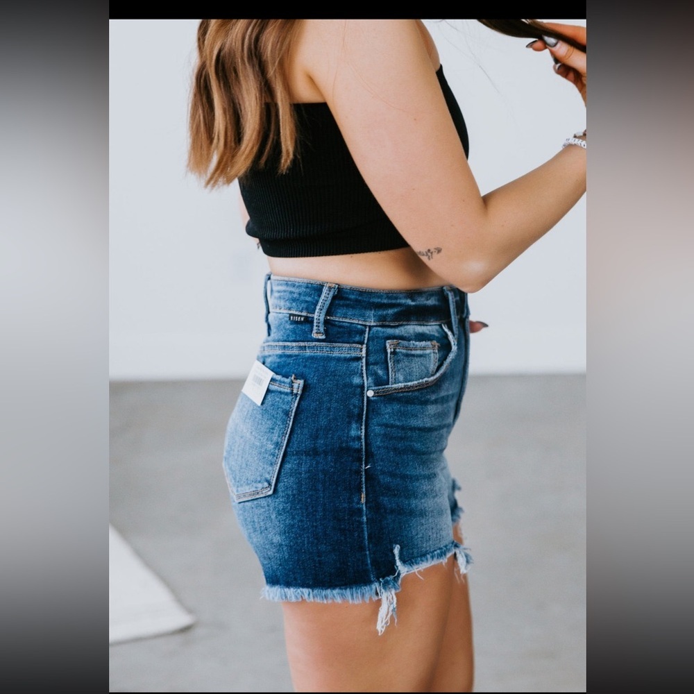 Risen High Rise Shorts Dark Wash Womens Size 1XL Distressed - Picture 2 of 15